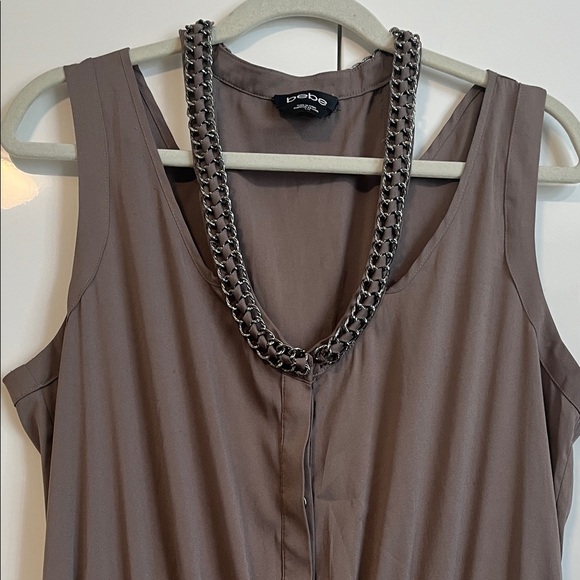 Bebe Dark Taupe Brown Sleeveless Jumpsuit Chain Detail, Size L - Picture 3 of 10